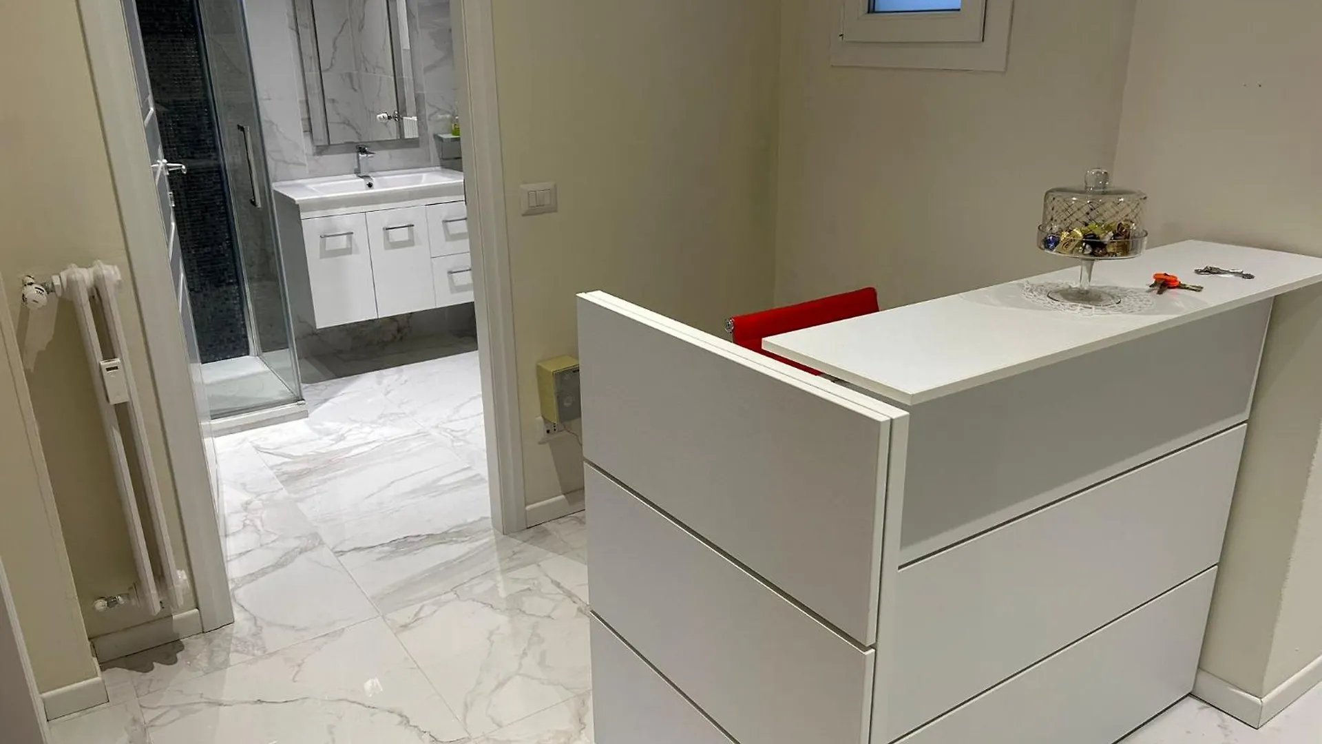 Central Station Milan Apartment