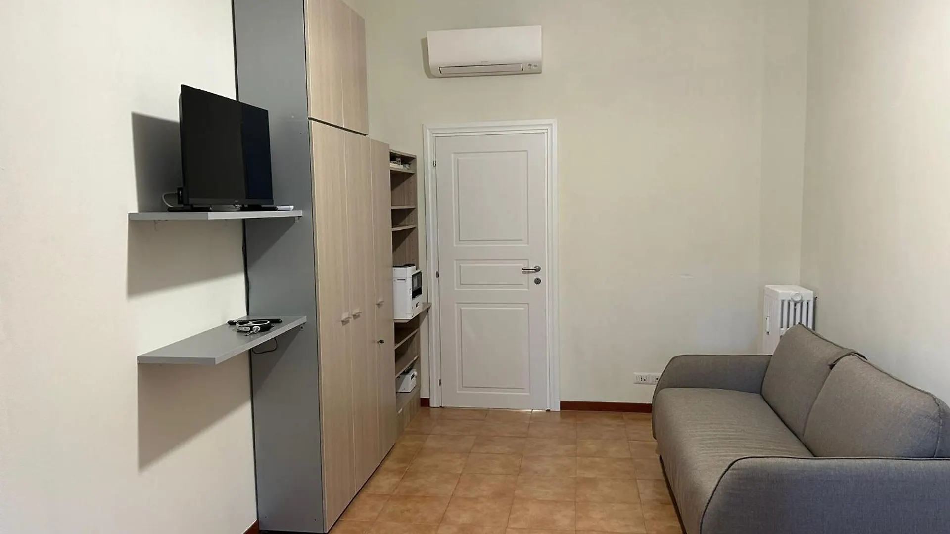 Central Station Milan Apartment 0*,  Italy